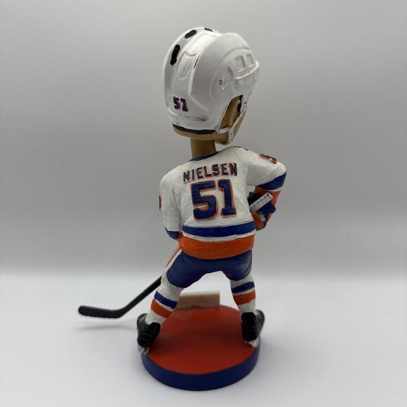 Frans Nielson Bridgeport Sound Tigers NY Islanders Bobblehead Chipped Nose - Picture 3 of 5